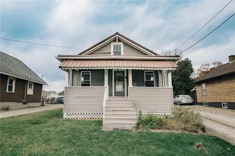 2015 Philadelphia St, Indiana, PA 15701
