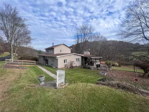 140 Fox Rd, Apollo, PA 15613 photo 2