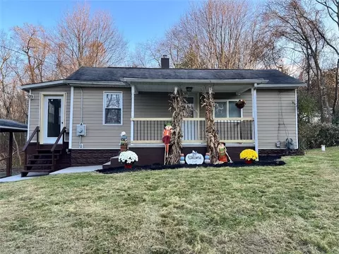 36 Lacock Hl, Washington, PA 15301