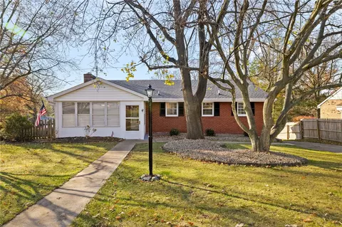 2601 Clare St, Glenshaw, PA 15116