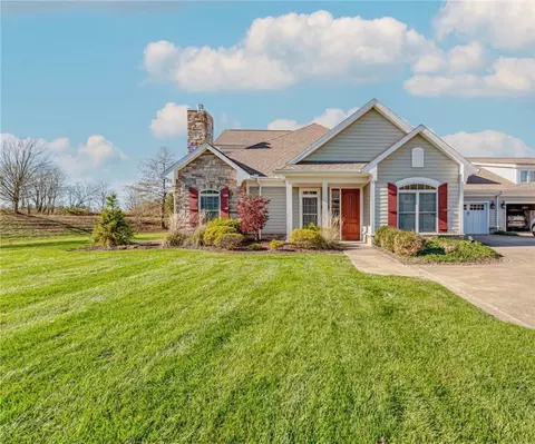 2004 Deacon Dr # -3, Latrobe, PA 15650