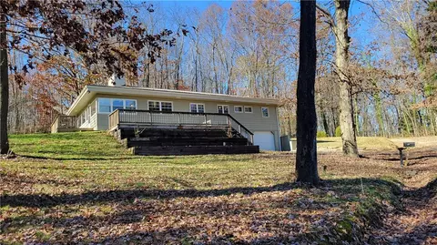 237 Rocky Ridge Rd, Boswell, PA 15531