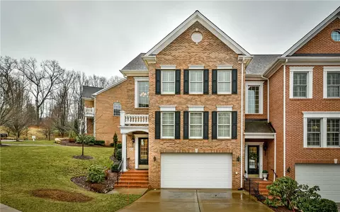 406 Georgetowne Ct, Wexford, PA 15090