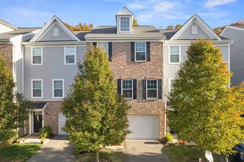 126 Watson Dr, Warrendale, PA 15086