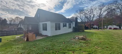 1891 Saxonburg Blvd, Tarentum, PA 15084