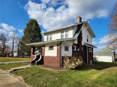 909 Ryan Ave, New Castle, PA 16101