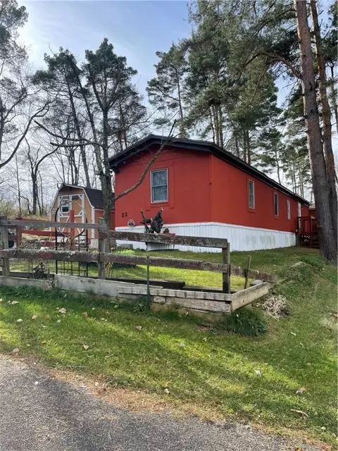 129 S White Dr, Johnstown, PA 15905