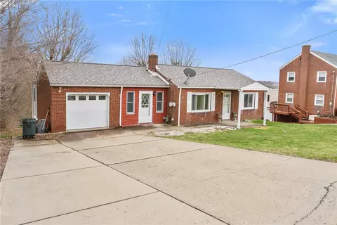 63 Herbst Rd, Coraopolis, PA 15108