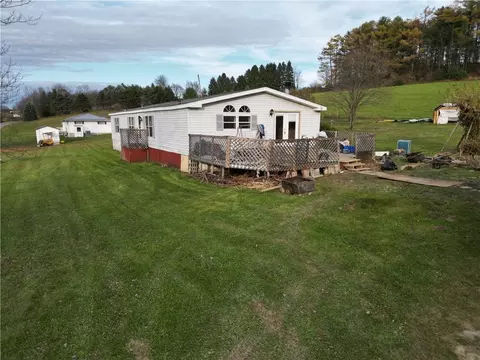 524 Siverling Rd, Punxsutawney, PA 15767