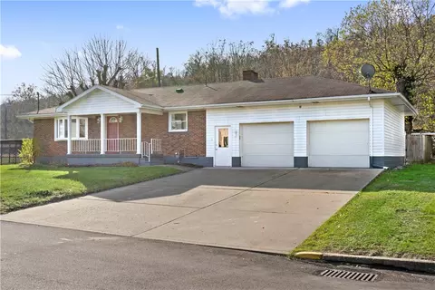 5 Middle Way, Allenport, PA 15412