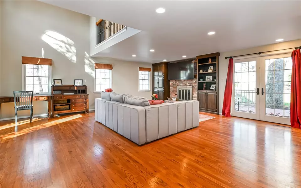  2136 Laurel Ln, Allison Park, PA 15101 photo 19