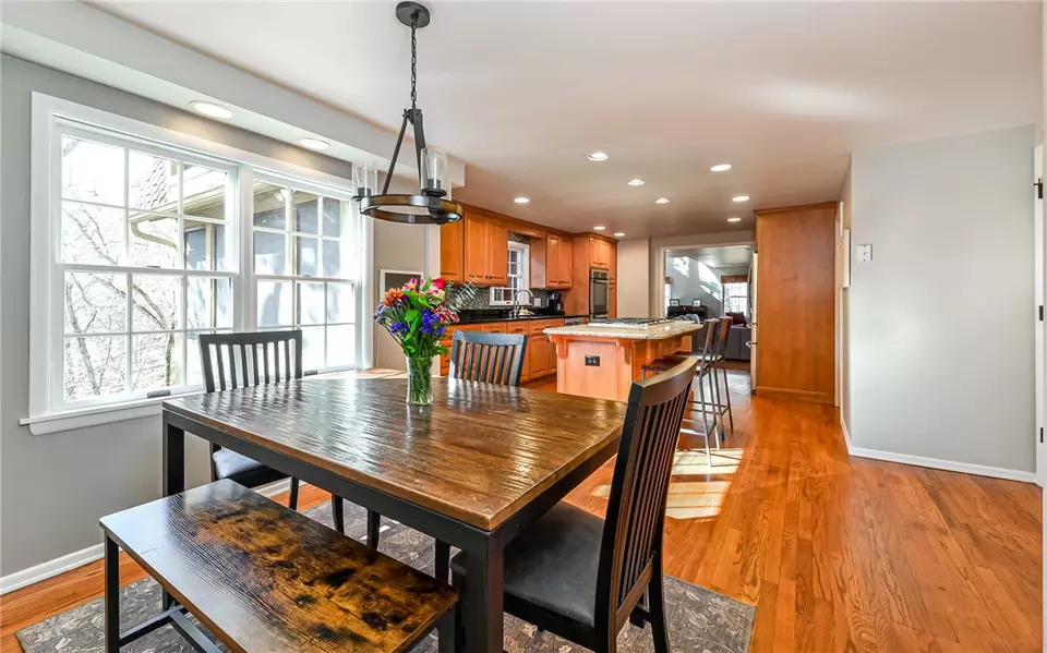  2136 Laurel Ln, Allison Park, PA 15101 photo 10