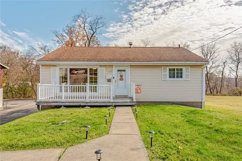 418 7th Street Ext, New Kensington, PA 15068