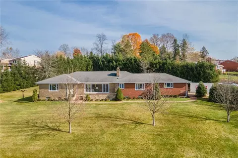 225 Pleasant Ave, Mcmurray, PA 15317