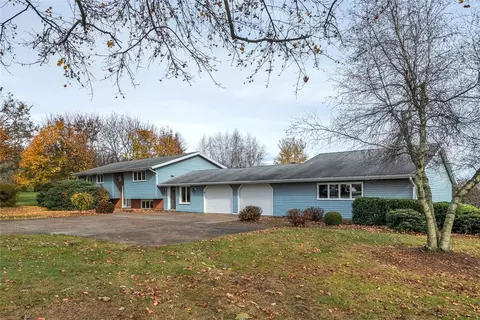 607 Perry Hwy, Harmony, PA 16037