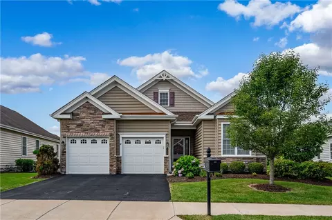 119 Freedom Ln, Sewickley, PA 15143