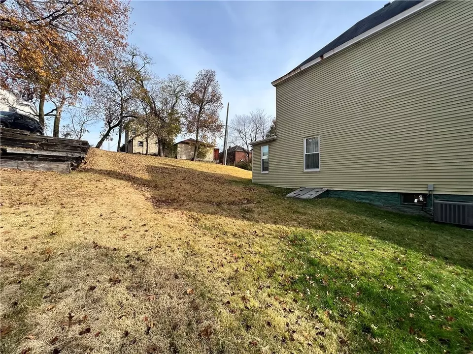  3200 Sacramento Ave, Pittsburgh, PA 15204 photo 37