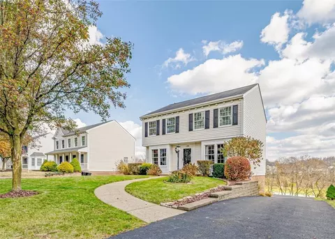 125 Trotwood Dr, Canonsburg, PA 15317