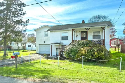 569 Liberty St, Perryopolis, PA 15473