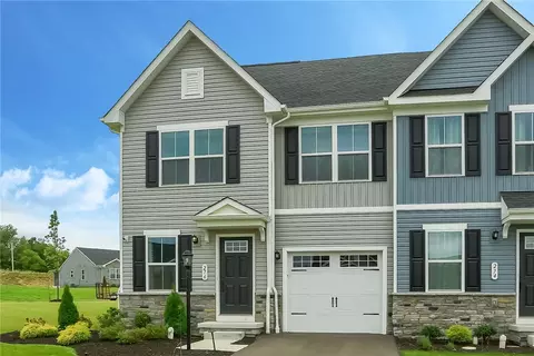 276 Smith Ln, Beaver Falls, PA 15010