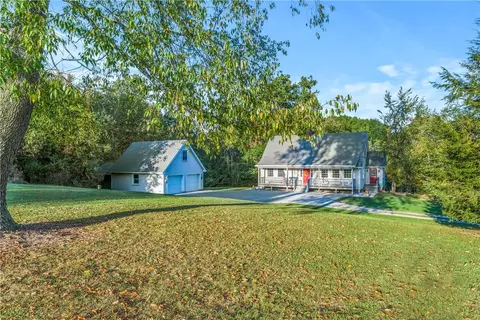 421 Mcclain Rd, Enon Valley, PA 16120