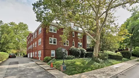 825 Morewood Ave #D, Pittsburgh, PA 15213