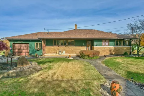 18 Church St, Dunlevy, PA 15432