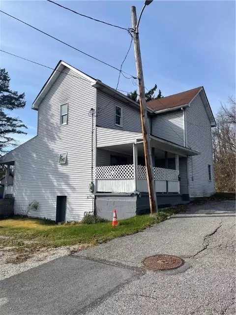212 Archer Ln, Burgettstown, PA 15021