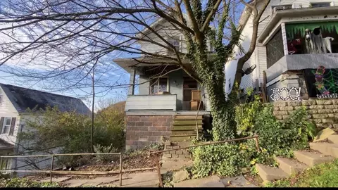 315 Harrison Ave, East Vandergrift, PA 15629