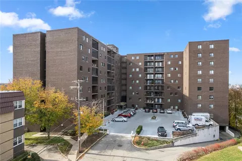 5600 Munhall Rd #1017, Pittsburgh, PA 15217
