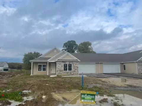 107 Wynfield Ln, New Wilmington, PA 16142