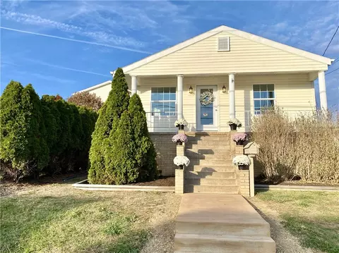 24 Fairview St, Uniontown, PA 15401