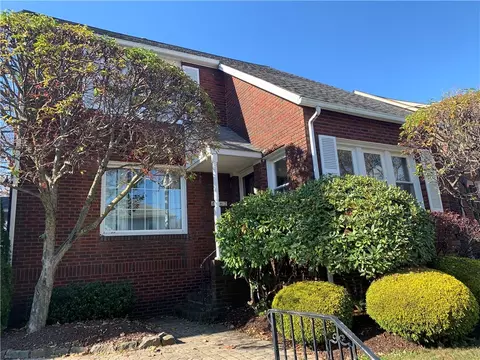 162 S Myers Ave, Sharon, PA 16146