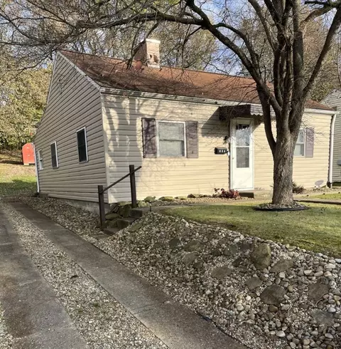 942 3rd St, Baden, PA 15005