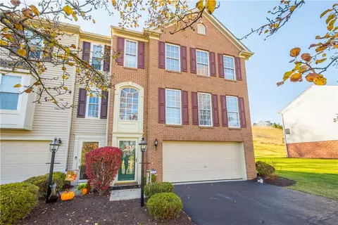 1123 Linden Vue Dr, Canonsburg, PA 15317