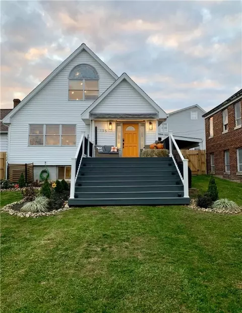 135 Castner Ave, Donora, PA 15033