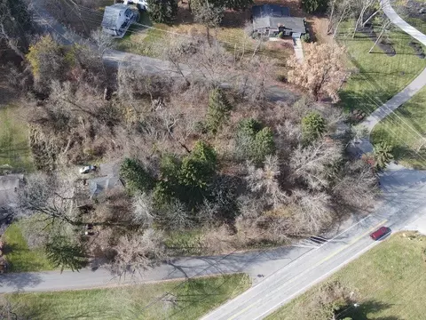 667 Boyer Rd, Venetia, PA 15367
