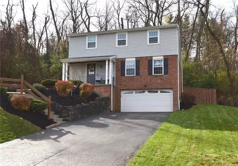 1382 Deepwood Dr, Pittsburgh, PA 15241
