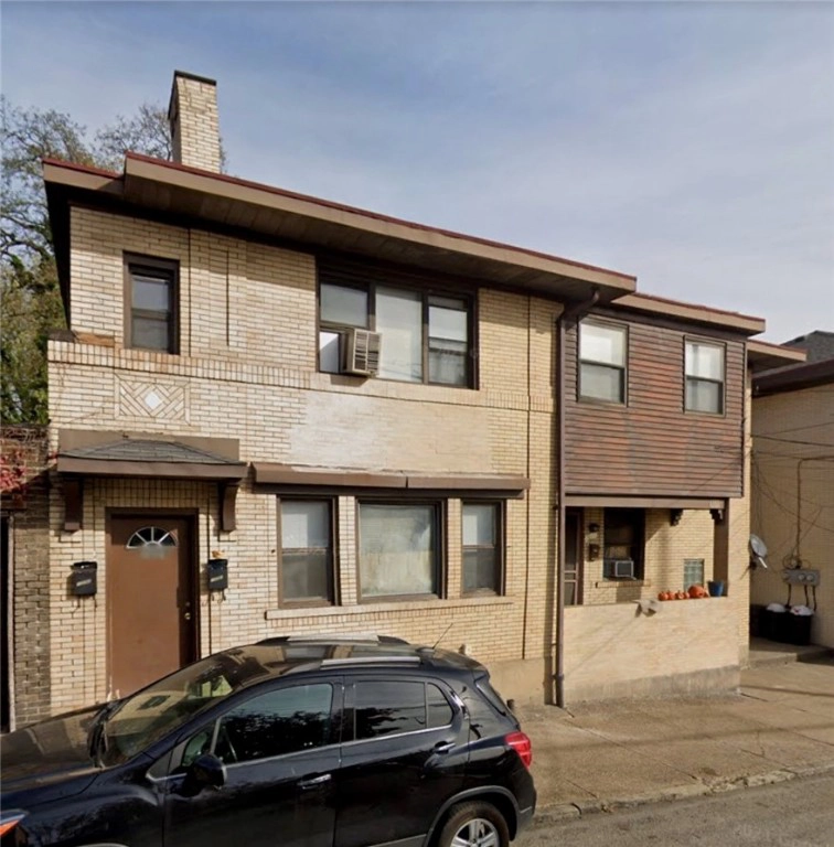 1009 Lilac St  