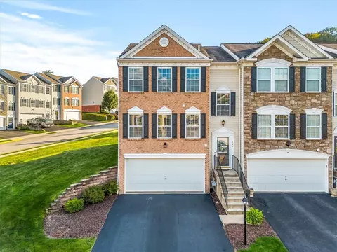 101 Cole Ct, Harmony, PA 16037