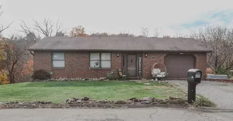 139 Edgewood St, Aliquippa, PA 15001