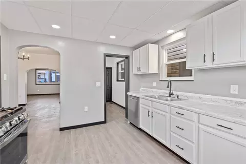 225 Sherman Ave, Vandergrift, PA 15690 photo 15