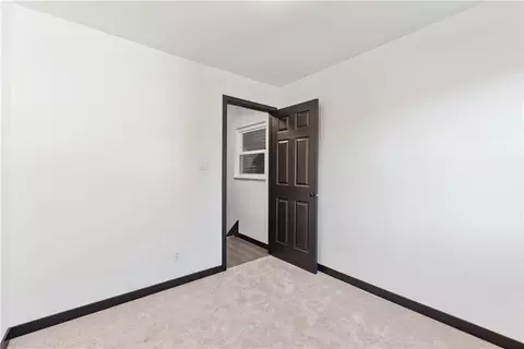 225 Sherman Ave, Vandergrift, PA 15690 photo 18