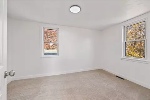 225 Sherman Ave, Vandergrift, PA 15690 photo 33