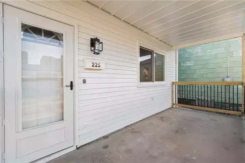225 Sherman Ave, Vandergrift, PA 15690 photo 5