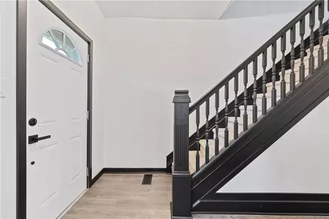 225 Sherman Ave, Vandergrift, PA 15690 photo 6