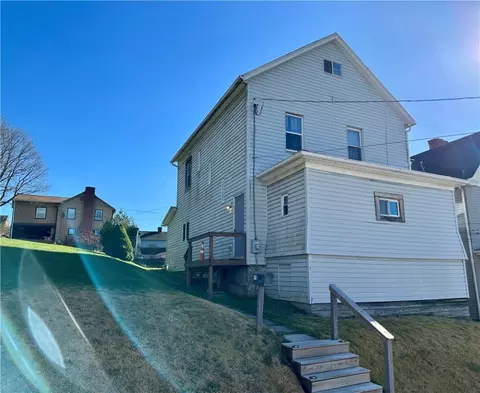 176 Huffman St, Waynesburg, PA 15370