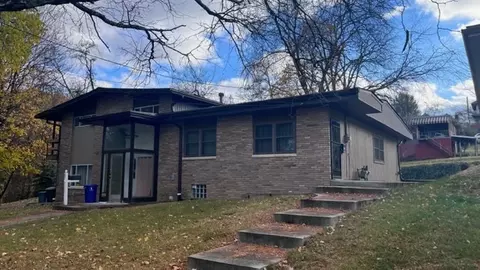 3233 Thayer St, Pittsburgh, PA 15204