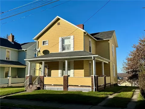 30 W Chartes, New Castle, PA 16102