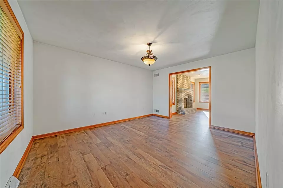 8648 Delaware Ave, Irwin, PA 15642 41 Photos Movoto